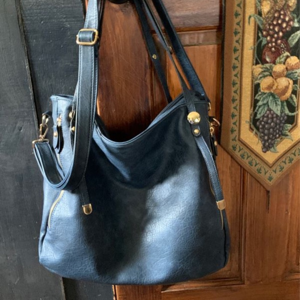 Hobo bag.